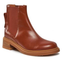Sztyblety See By Chloé. Brązowe botki See By Chloé, bez wzorów, bez obcasa, na słupku, bez zapięcia. Za 2,099.00 zł.