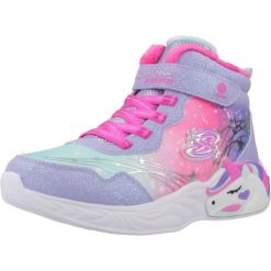 Kapcie SKECHERS UNICORN DREAMS - MAGICAL COVE Fioletowy. Fioletowe obuwie domowe Skechers, bez wzorów, z syntetyku, bez zapięcia. Za 179.99 zł.