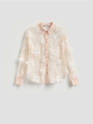 Transparentna koszula z aplikacjami - pastelowy róż. Czerwone koszule Reserved, l, z aplikacjami, z dzianiny, bez kołnierzyka, bez ramiączek. Za 159.99 zł.
