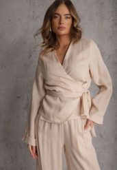 Beżowa Wiskozowa Bluzka z Kopertowym Dekoltem i Wiązaniem z Boku Velarila. Brązowe bluzki Renee, l, bez wzorów, z materiału, bez kołnierzyka, bez ramiączek. Za 149.99 zł.