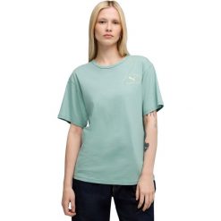 Koszulka Puma Class Relaxed Tee Light Moss, Kobiety. Niebieskie koszulki sportowe Puma, bez wzorów, z bawełny, bez ramiączek. Za 190.00 zł.