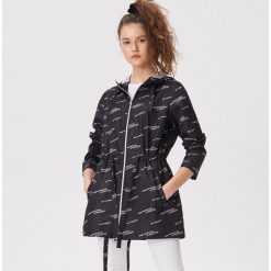 Składana kurtka parka - Biały. Kurtki Sinsay. Za 59.99 zł.