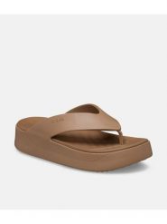 Crocs Japonki "Getaway Platform" w kolorze jasnobrązowym rozmiar: 38/39. Brązowe klapki Crocs, bez wzorów, z tworzywa sztucznego, z otwartym noskiem, bez obcasa. Za 164.95 zł.