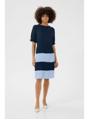 CULTURE Sukienka w kolorze granatowym rozmiar: M. Niebieskie sukienki Culture, na co dzień, m, bez wzorów, bez kołnierzyka, bez ramiączek, midi, proste. Za 173.99 zł.