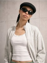 Rozpinana bluza ze stójką z dodatkiem wiskozy "soft touch" - szary. Szare bluzy Sinsay, l, bez wzorów, z dzianiny, bez kaptura. Za 59.99 zł.