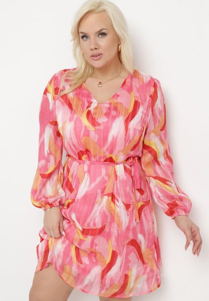 Fuksjowa Trapezowa Sukienka z Długim Rękawem i Podszewką Nadica. Czerwone sukienki Born2be, l, bez wzorów, bez kołnierzyka, plus size, bez ramiączek, maxi, trapezowe. Za 59.99 zł.