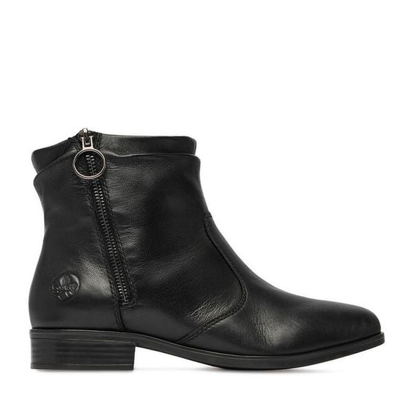 Botki Rieker. Czarne botki Rieker, bez wzorów, bez obcasa, na płaskiej podeszwie, bez zapięcia. Za 419.99 zł.