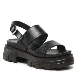 Sandały DeeZee. Czarne sandały DeeZee, bez wzorów, bez obcasa, na płaskiej podeszwie, bez zapięcia. Za 139.99 zł.