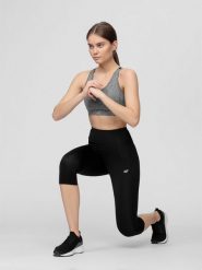 4F Legginsy treningowe 3/4 szybkoschnące damskie XS. Czarne legginsy 4f, xs, bez wzorów, z dzianiny, z podwyższonym stanem. W wyprzedaży za 39.99 zł.