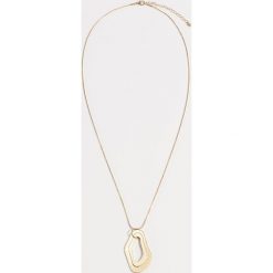 Naszyjnik z zawieszką - Złoty. Naszyjniki marki Mohito. Za 29.99 zł.