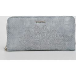 Desigual - Portfel. Niebieskie portfele Desigual, bez wzorów, z materiału. W wyprzedaży za 179.90 zł.
