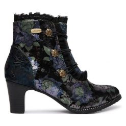 Botki Laura Vita. Botki Laura Vita, bez wzorów, bez obcasa, na słupku, bez zapięcia. Za 599.99 zł.