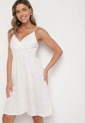 Biała Wiskozowa Sukienka z Kopertowym Dekoltem Arileme. Białe sukienki Born2be, l, bez wzorów, z wiskozy, eleganckie, bez kołnierzyka, bez ramiączek, mini, kopertowe. Za 69.99 zł.