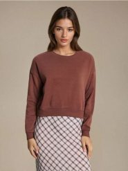 Bluza crewneck regular basic - brązowy. Brązowe bluzy Sinsay, l, bez wzorów, bez kaptura. Za 29.99 zł.