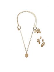 Weekend Max Mara Zestaw naszyjnik i kolczyki 2615751104650 Złoty. Żółte naszyjniki Weekend Max Mara, metalowe. Za 829.99 zł.