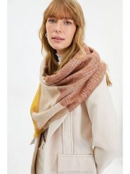 Trendyol Szal w kolorze żółto-jasnobrązowym rozmiar: onesize. Brązowe szaliki Trendyol, bez wzorów, z materiału. Za 57.06 zł.