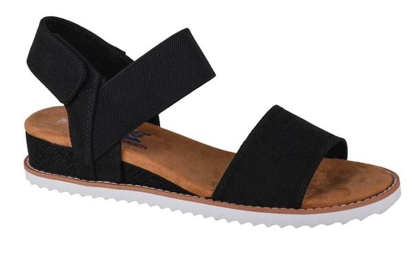 Sandały SKECHERS DESERT KISS Czarny. Czarne sandały Skechers, bez wzorów, z materiału, bez obcasa, bez zapięcia. Za 159.99 zł.
