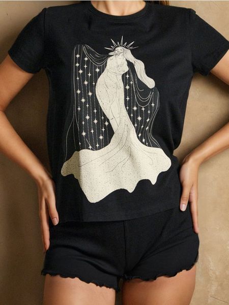 Bawełniana piżama dwuczęściowa z nadrukiem - czarny. Czarne piżamy Sinsay, bez wzorów, z bawełny, bez ramiączek. Za 45.99 zł.