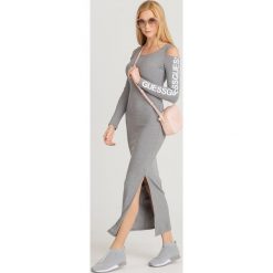 SUKIENKA FIONA guess. Szare sukienki Guess, na imprezę, l, z aplikacjami, z elastanu, bez kołnierzyka, bez ramiączek, maxi, dopasowane. Za 399.00 zł.