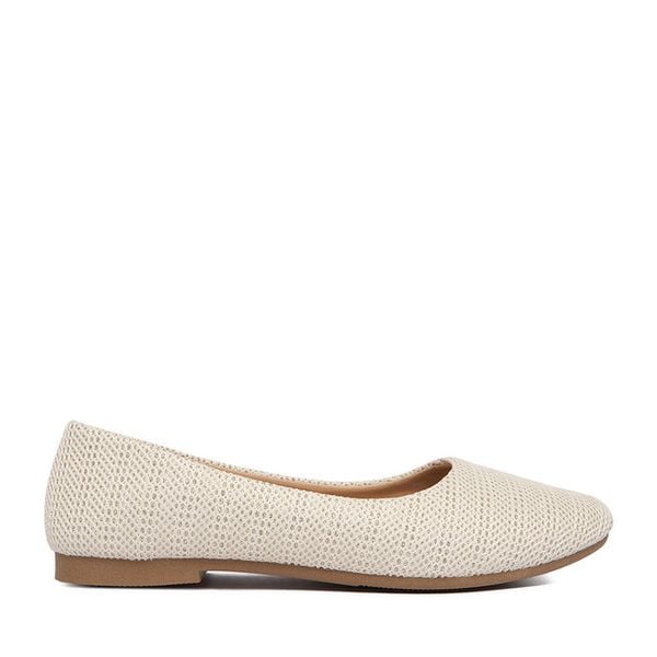 Baleriny JENNY. Białe baleriny Jenny, bez wzorów, bez obcasa. Za 59.99 zł.