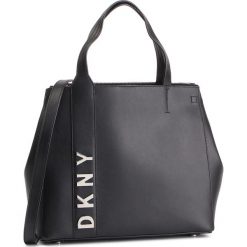 Torebka DKNY - R84DH949 Black/Silver BSV. Czarne torebki klasyczne DKNY, bez wzorów, ze skóry, bez dodatków. W wyprzedaży za 589.00 zł.