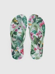 Japonki damskie 4F 4FRSS26FFLIF245. Czarne klapki 4f, bez wzorów, z gumy, bez obcasa. Za 34.99 zł.