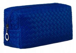 Kosmetyczka damska Rovicky KOS-37 niebieska. Niebieskie kufry i kosmetyczki ROVICKY, bez wzorów, ze skóry ekologicznej, bez dodatków. Za 18.99 zł.