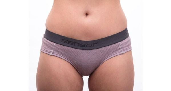 SENSOR Figi damskie Merino DF Panties Wom mystic violet-S. Fioletowe figi Sensor, s, bez wzorów, z materiału. Za 69.20 zł.