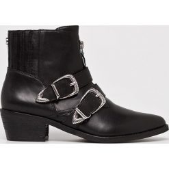Steve Madden - Botki Leia. Botki Steve Madden. W wyprzedaży za 479.90 zł.