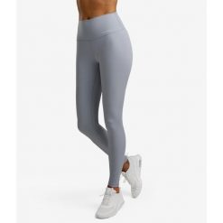 Legginsy sportowe damskie. Niebieskie legginsy NORDICDOTS, s, bez wzorów, z elastanu. Za 365.00 zł.