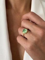 Les Petites Précieuses Pozłacany pierścionek z ametystem rozmiar: 60. Zielone pierścionki Les Petites Précieuses, z ametystem, pozłacane. Za 144.92 zł.