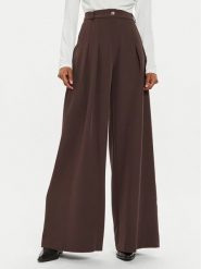 Maryley Spodnie materiałowe 24IB579/43CO Brązowy Regular Fit. Brązowe spodnie materiałowe Maryley, s, bez wzorów, z materiału. Za 369.99 zł.