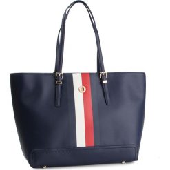 Torebka TOMMY HILFIGER - Honey Ew Tote AW0AW06472 901. Niebieskie shopper TOMMY HILFIGER, bez wzorów, ze skóry ekologicznej, bez dodatków. W wyprzedaży za 419.00 zł.