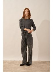 Just Cashmere Kaszmirowy sweter "Janice" w kolorze antracytowym rozmiar: M. Czarne swetry Just Cashmere, m, bez wzorów, z kaszmiru, bez ramiączek. Za 348.45 zł.