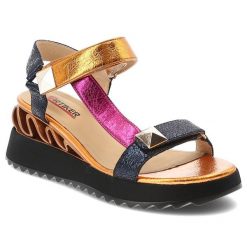 Sandały damskie Artiker, cholewka ze skóry naturalnej licowej pasek wokół kostki z regulacją na rzep, pomarańczowe, 58C1371. Brązowe sandały Artiker, bez wzorów, ze skóry, bez obcasa, na koturnie, bez zapięcia. Za 299.00 zł.