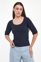 Bluzka damska prążkowana Guglia WEEKEND MAX MARA. Bluzki Weekend Max Mara, s, bez wzorów, prążkowane, bez kołnierzyka, bez ramiączek. Za 889.00 zł.