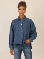 APART Koszula dżinsowa w kolorze niebieskim rozmiar: 36. Niebieskie koszule Apart, bez wzorów, bez kołnierzyka, bez ramiączek. Za 183.15 zł.