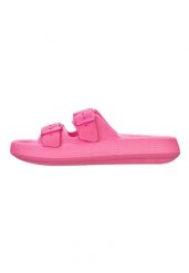 Damskie sandały kąpielowe Beco Airkiss Leisure | Niebieski. Niebieskie sandały BECO, bez wzorów, z materiału, wakacyjne, bez obcasa, bez zapięcia. Za 208.99 zł.