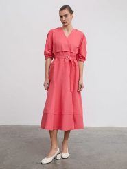 BGN Sukienka w kolorze koralowym rozmiar: 36. Czerwone sukienki BGN, na imprezę, bez wzorów, bez kołnierzyka, bez ramiączek, midi. Za 86.99 zł.