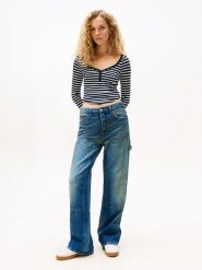 TOMMY JEANS Koszulka w kolorze granatowo-białym rozmiar: S. Białe bluzki Tommy Jeans, s, bez wzorów, z jeansu, bez kołnierzyka, bez ramiączek. Za 149.66 zł.
