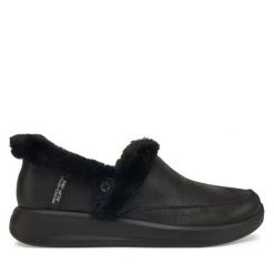Kapcie Skechers. Czarne obuwie domowe Skechers, bez wzorów, bez zapięcia. Za 249.99 zł.