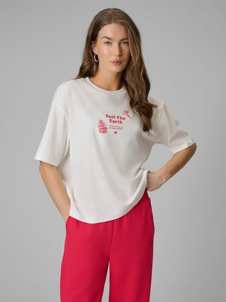 4F T-shirt regular z nadrukiem damski - biały M. Białe t-shirty 4f, m, bez wzorów, z dzianiny, bez kołnierzyka, bez ramiączek. W wyprzedaży za 39.99 zł.