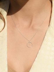 DIAMANTA Złoty naszyjnik "Cercle prodigieux" z diamentami - dł. 42 cm rozmiar: onesize. Szare naszyjniki DIAMANTA, z diamentem, złote. Za 1,348.99 zł.