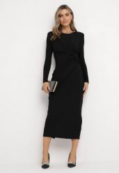 Czarna Dopasowana Sukienka Maxi z Poduszkami na Ramionach i Marszczeniem Gedubba. Czarne sukienki Born2be, na co dzień, bez wzorów, z asymetrycznym kołnierzem, bez ramiączek, maxi, asymetryczne. Za 129.99 zł.