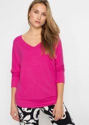 Bluzka oversize z lejącej wiskozy. Niebieskie bluzki bonprix, bez wzorów, z wiskozy, bez kołnierzyka, bez ramiączek. Za 59.99 zł.