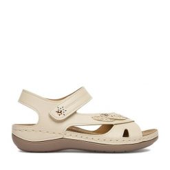 Sandały Go Soft. Brązowe sandały GO SOFT, bez wzorów, bez obcasa, na płaskiej podeszwie, bez zapięcia. Za 99.99 zł.