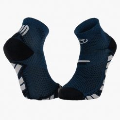 Skarpetki BV Sport Ultra.2 Low. Niebieskie skarpety BV SPORT, w ażurowe wzory. Za 103.50 zł.
