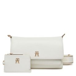 Torebka Tommy Hilfiger. Listonoszki TOMMY HILFIGER, bez wzorów, bez dodatków. Za 419.99 zł.