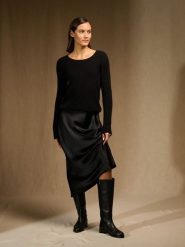 Perfect Cashmere Kaszmirowy sweter "Cobie" w kolorze czarnym rozmiar: M. Czarne swetry Perfect Cashmere, m, bez wzorów, z kaszmiru, bez ramiączek. Za 434.99 zł.