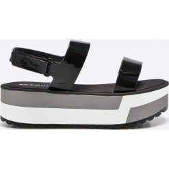 Zaxy - Sandały. Czarne sandały Zaxy, bez wzorów, z materiału, bez obcasa, na obcasie, bez zapięcia. W wyprzedaży za 139.90 zł.